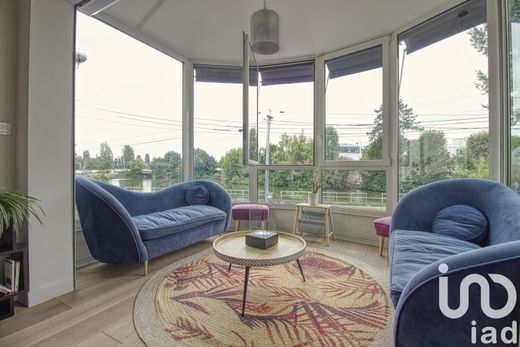 Villa in Soisy-sous-Montmorency, Val d'Oise