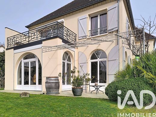 Villa in Verrières-le-Buisson, Essonne