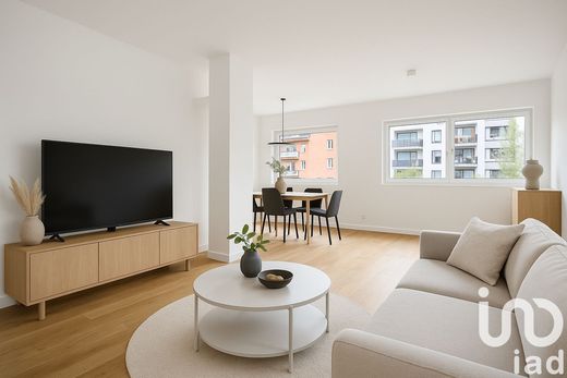 Apartment in Suresnes, Hauts-de-Seine