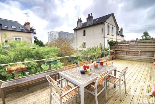 Villa in Rennes, Ille-et-Vilaine