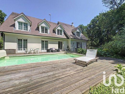 Villa a Dampierre-en-Yvelines, Yvelines