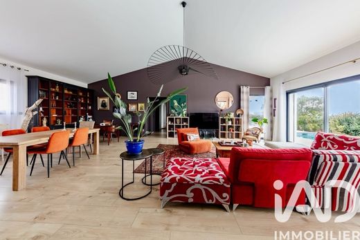 Villa en Forcalquier, Alpes de Alta Provenza