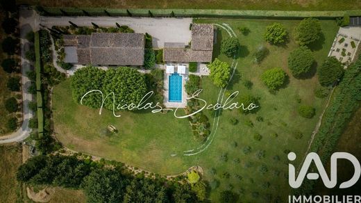 Villa in Cheval-Blanc, Vaucluse