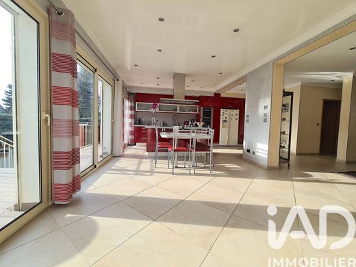Villa in Gagny, Seine-Saint-Denis