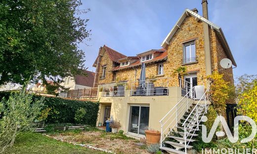Вилла, Пуасси, Yvelines