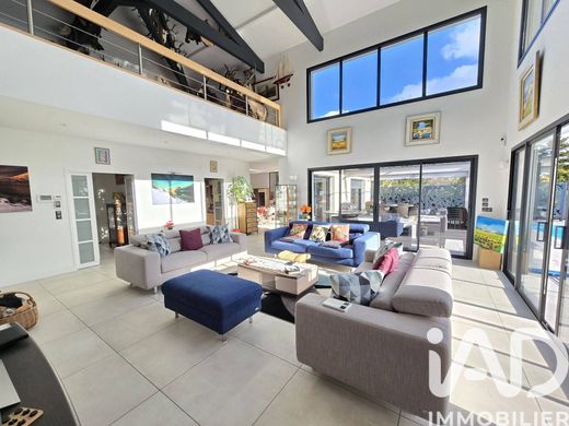 Villa in Camblanes, Gironde