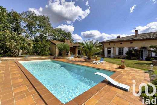 Villa in Larra, Haute-Garonne