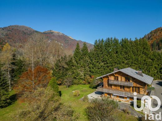 빌라 / Mégevette, Haute-Savoie