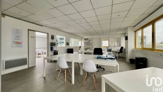 Büro in Santeny, Val-de-Marne