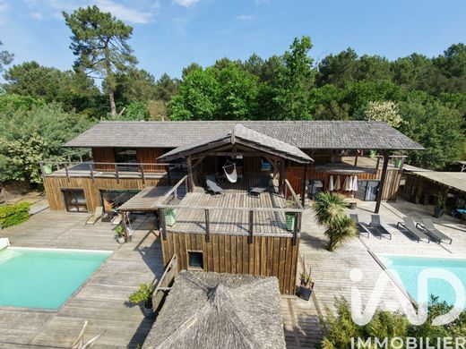 Villa in Lacanau, Gironde