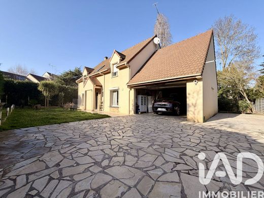 Villa in Verrières-le-Buisson, Essonne