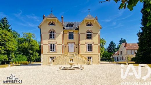 Вилла, Sainte-Montaine, Cher