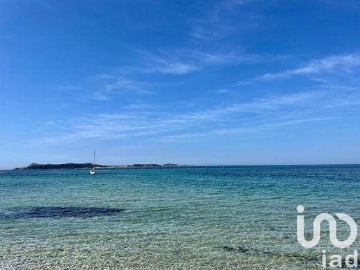 Villa en Six-Fours-les-Plages, Var