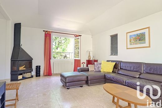 빌라 / Rueil-Malmaison, Hauts-de-Seine