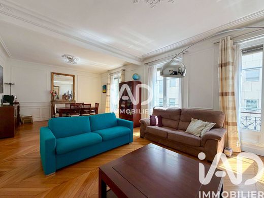 Apartment in La Muette, Auteuil, Porte Dauphine, Paris