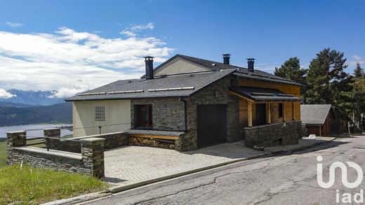 Villa in Les Angles, Pyrénées-Orientales