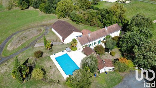 Villa in Thuré, Vienne