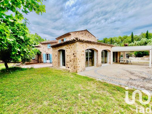 Вилла, Les Arcs, Var