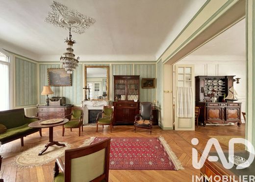 Villa a Compiègne, Oise