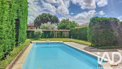 Villa in Brignais, Rhône