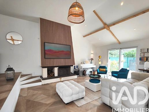 Villa a Chatou, Yvelines
