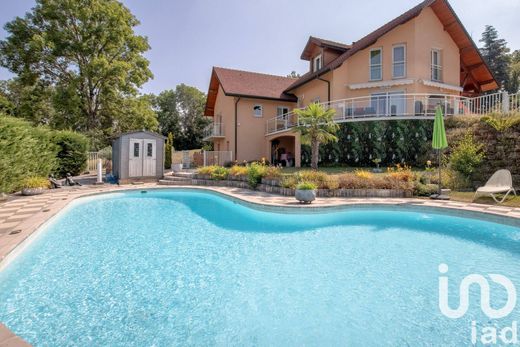 Villa en Grésy-sur-Aix, Saboya
