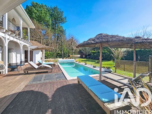 Villa in Gujan-Mestras, Gironde