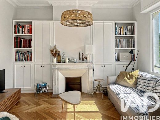 Bordeaux, Girondeのアパートメント