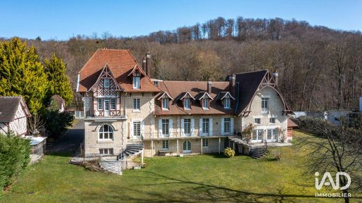 Villa in Vieux-Moulin, Oise