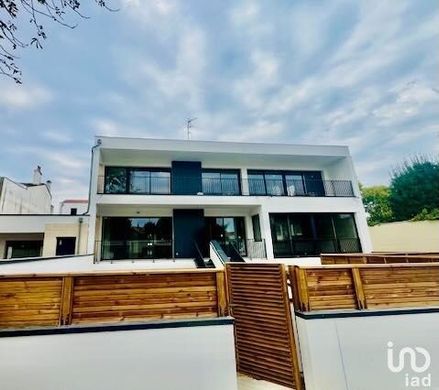 Bordeaux, Girondeのアパートメント