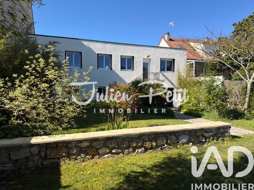 Willa w Antony, Hauts-de-Seine