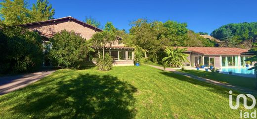 Willa w Lavalette, Upper Garonne