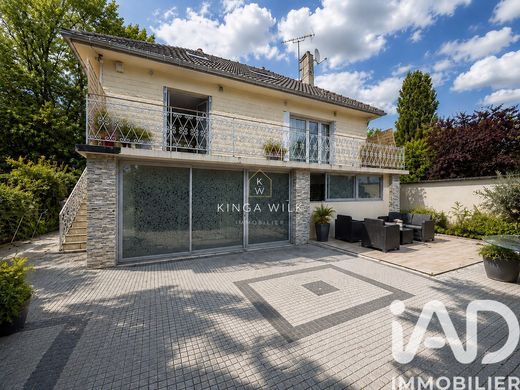 Villa in Créteil, Val-de-Marne
