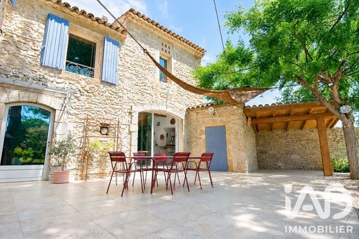 Villa in Lançon-Provence, Bouches-du-Rhône