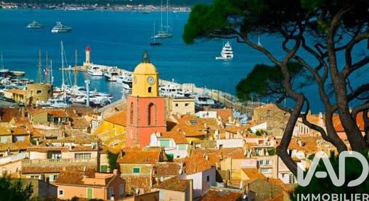 아파트 / 생 트로 페, Var