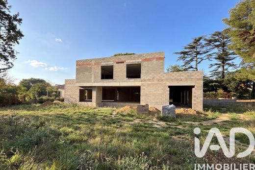 Villa in Saint-Georges-d'Orques, Hérault