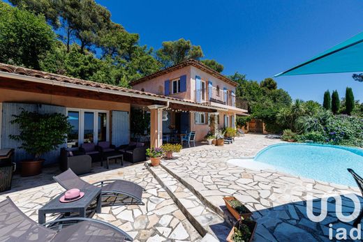 Villa in Tourrettes-sur-Loup, Alpes-Maritimes
