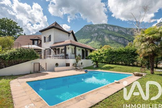 Villa in Bernin, Isère