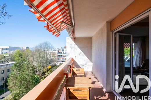 Apartment in Montrouge, Hauts-de-Seine
