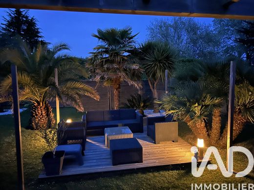 Villa in Vannes, Morbihan