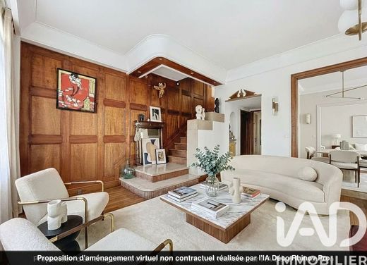 Apartment / Etagenwohnung in Enghien-les-Bains, Val d'Oise