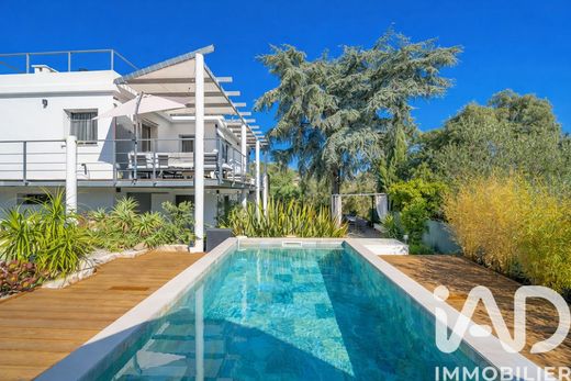 Villa in Mandelieu-la-Napoule, Alpes-Maritimes