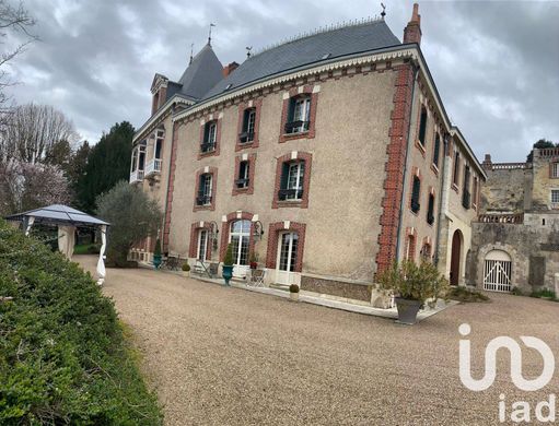 Villa in Vernou-sur-Brenne, Indre and Loire