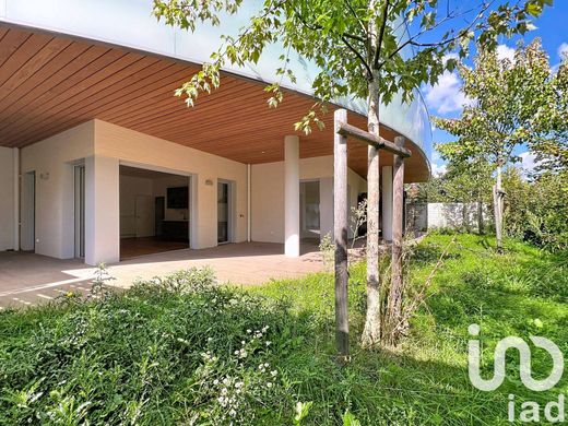 套间/公寓  Rueil-Malmaison, Hauts-de-Seine