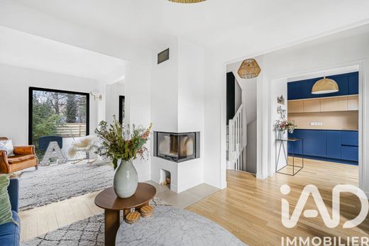 Villa in Colombes, Hauts-de-Seine