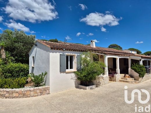 Villa a Cogolin, Var