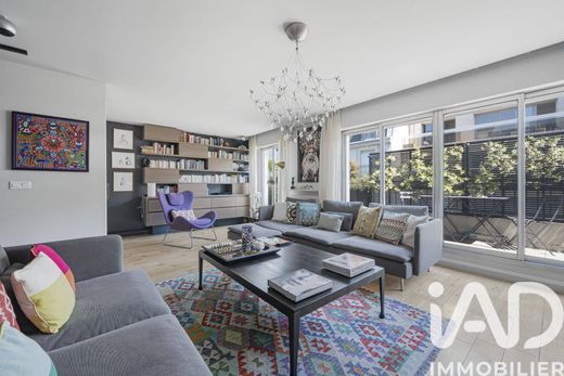 Apartment in Motte-Picquet, Commerce, Necker, Paris