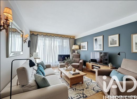 Apartment in Levallois-Perret, Hauts-de-Seine