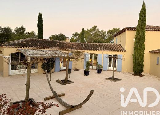 Villa in Bras, Var