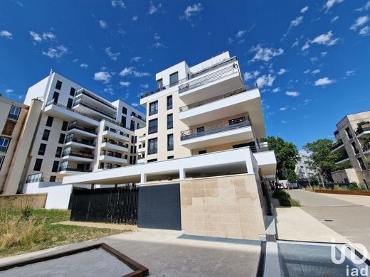 Apartment in Clichy, Hauts-de-Seine